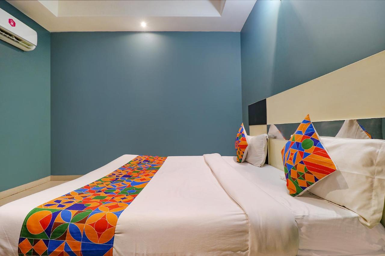 Fabhotel Church House Rohini دلهي المظهر الخارجي الصورة