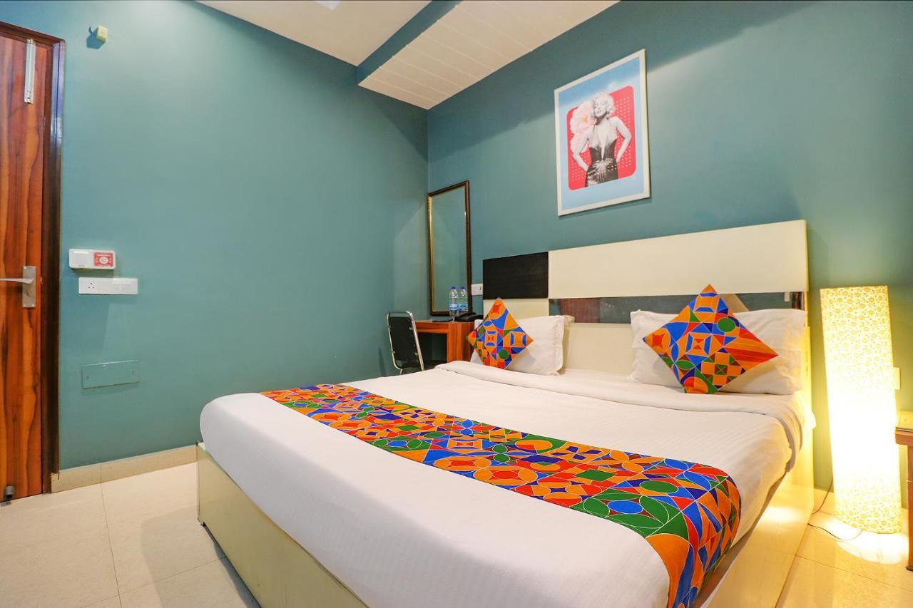 Fabhotel Church House Rohini دلهي المظهر الخارجي الصورة