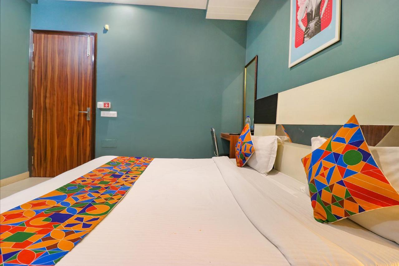 Fabhotel Church House Rohini دلهي المظهر الخارجي الصورة